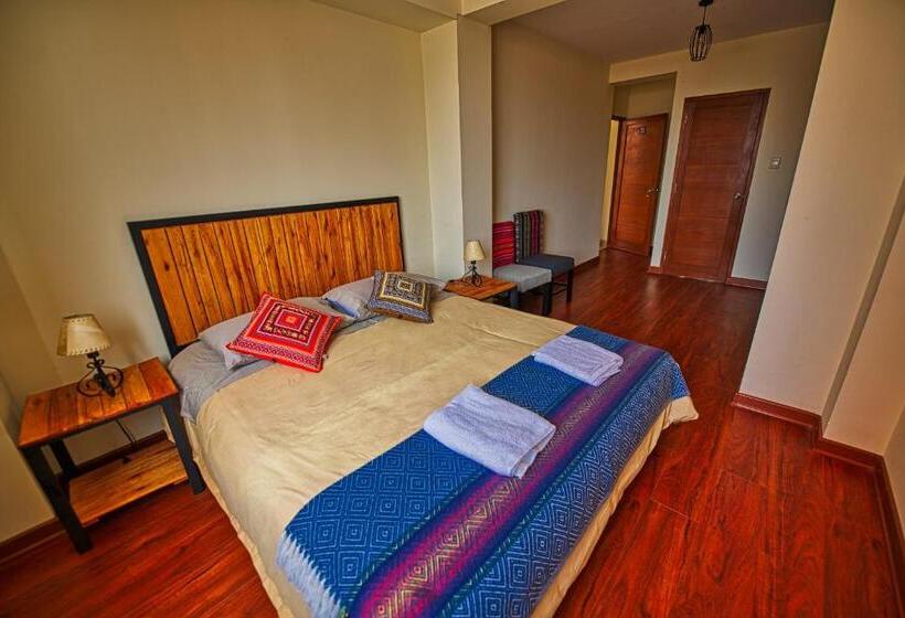 سوییت لوکس, Iskay Boutique Hostel