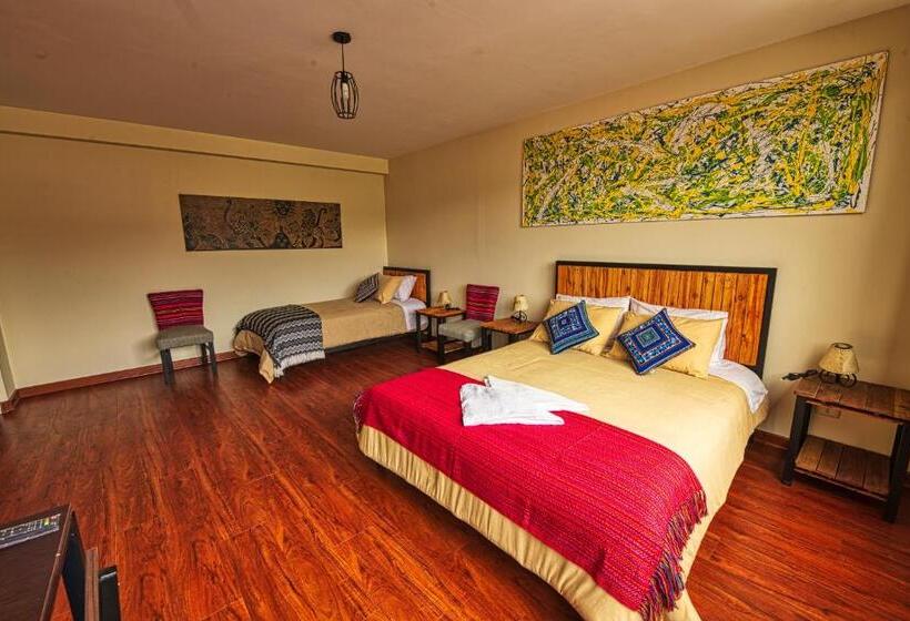 سوییت خانوادگی, Iskay Boutique Hostel