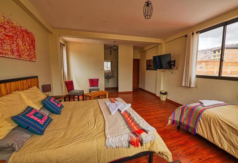 سوییت خانوادگی, Iskay Boutique Hostel