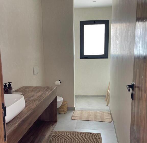 اتاق استاندارد با تخت بزرگ, Lahô Lodge