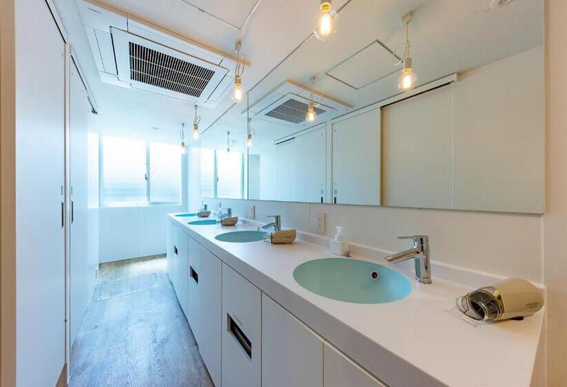 ルームシェアのワンベッド, Plat Hostel Keikyu Kamakura Wave