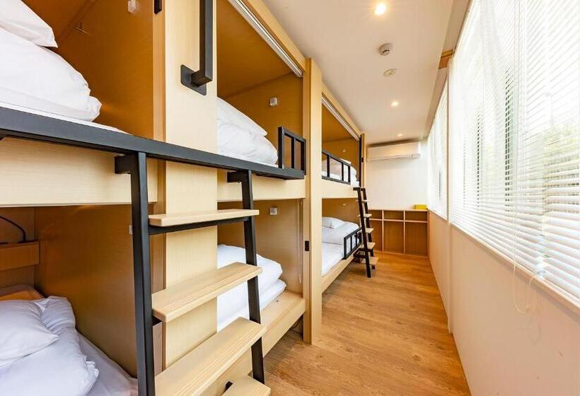 Кровать в Общей Комнате, Plat Hostel Keikyu Kamakura Wave