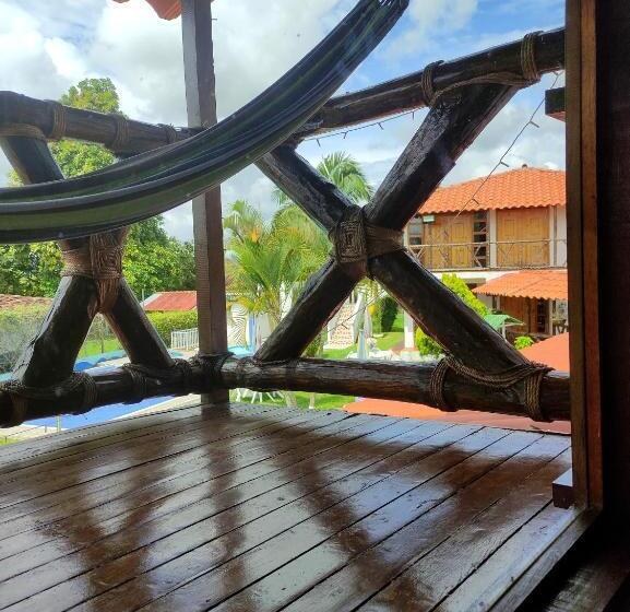 デラックスファミリールーム, Campestre Amathea