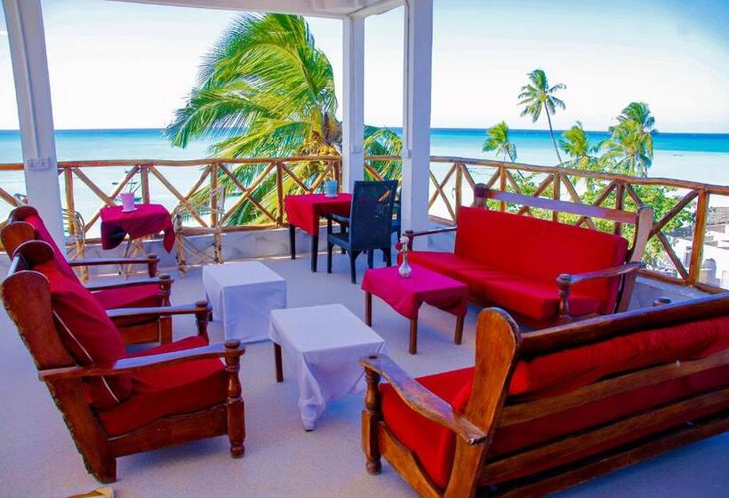 اتاق استاندارد سه نفره, Room In Bb   Room Ally At The Beach For 2 3 Guests