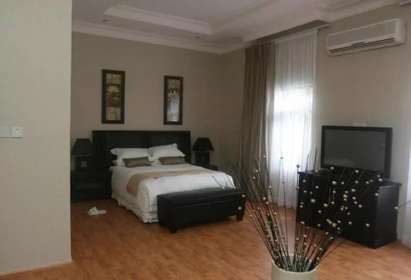 Standard Room King Size Bed