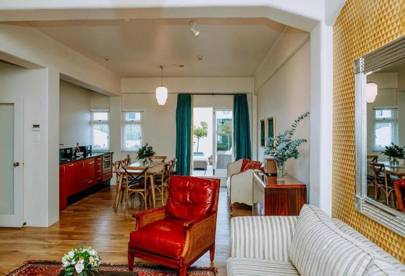 דירת 2 חדרים סופריור, Art Deco Masonic