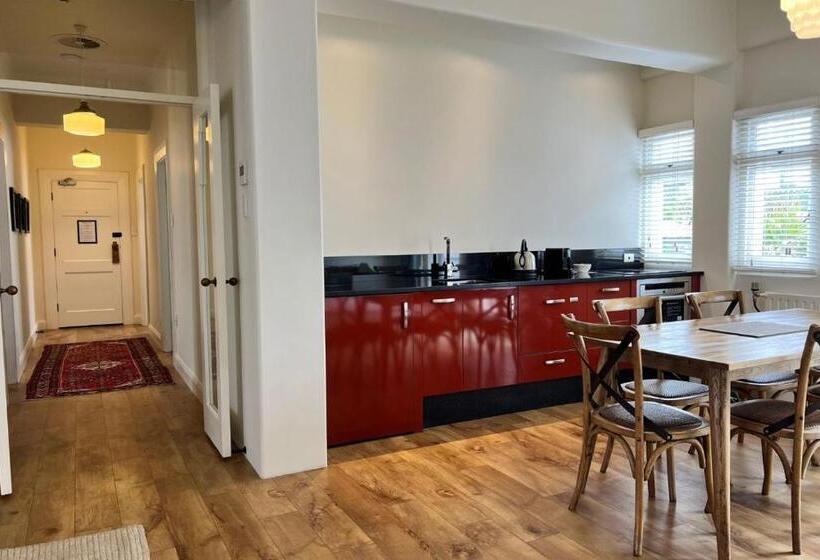 דירת 2 חדרים סופריור, Art Deco Masonic