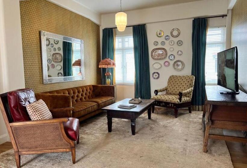 דירת 2 חדרים סופריור, Art Deco Masonic