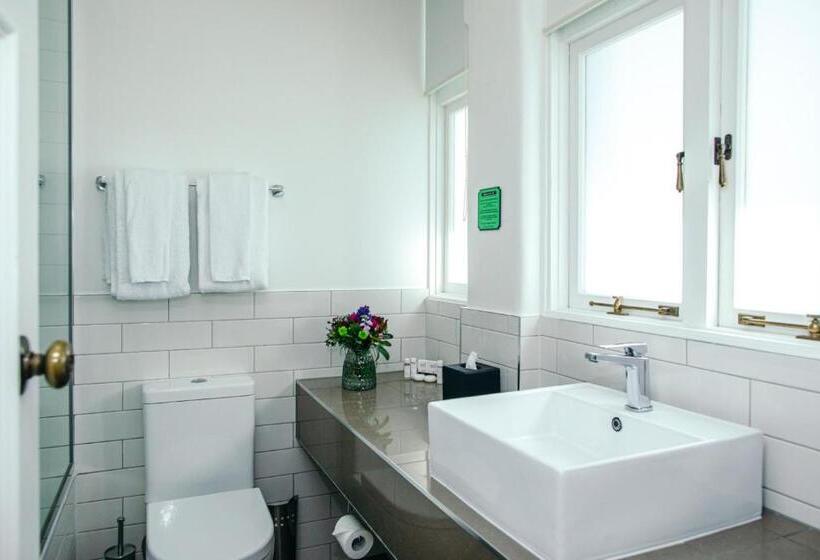 חדר סופריור, Art Deco Masonic