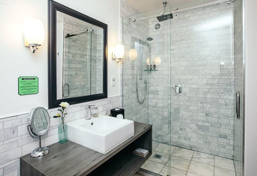 סוויטה, Art Deco Masonic