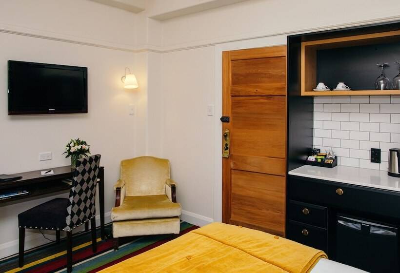 חדר סופריור, Art Deco Masonic