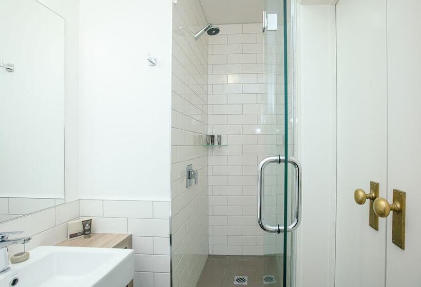 סוויטה מלכותית, Art Deco Masonic