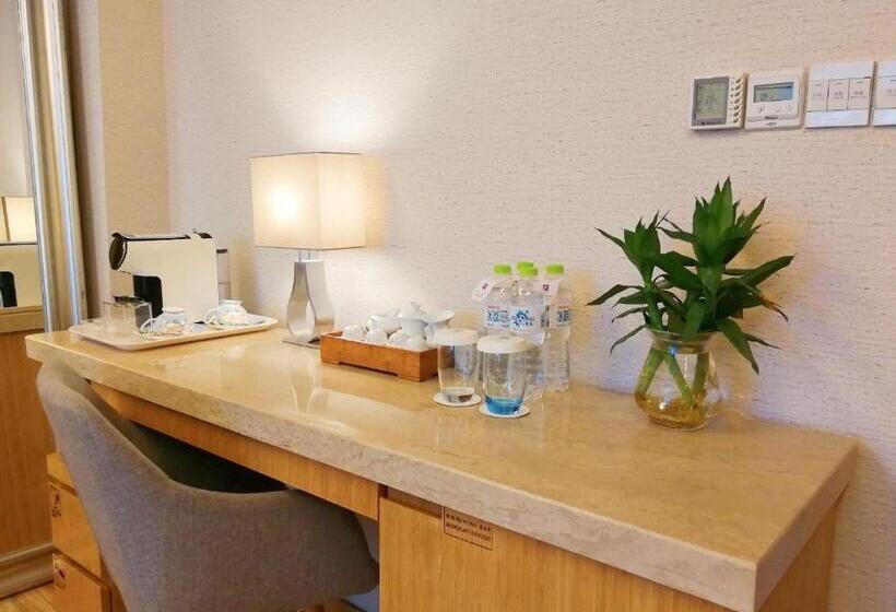 סוויטה נוף לגינה, H Hotel Riverside