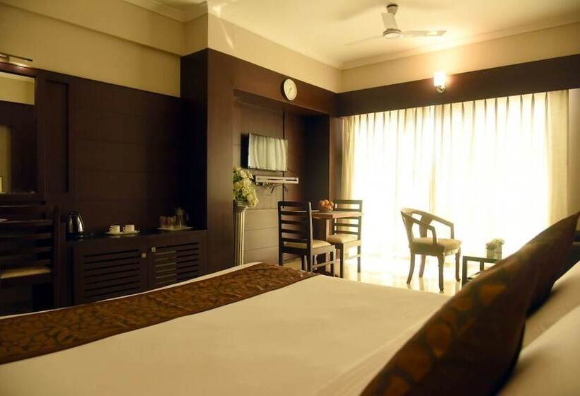 套房, Pearl International