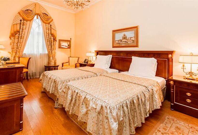 Номер Стандарт, Petroff Palace Boutique