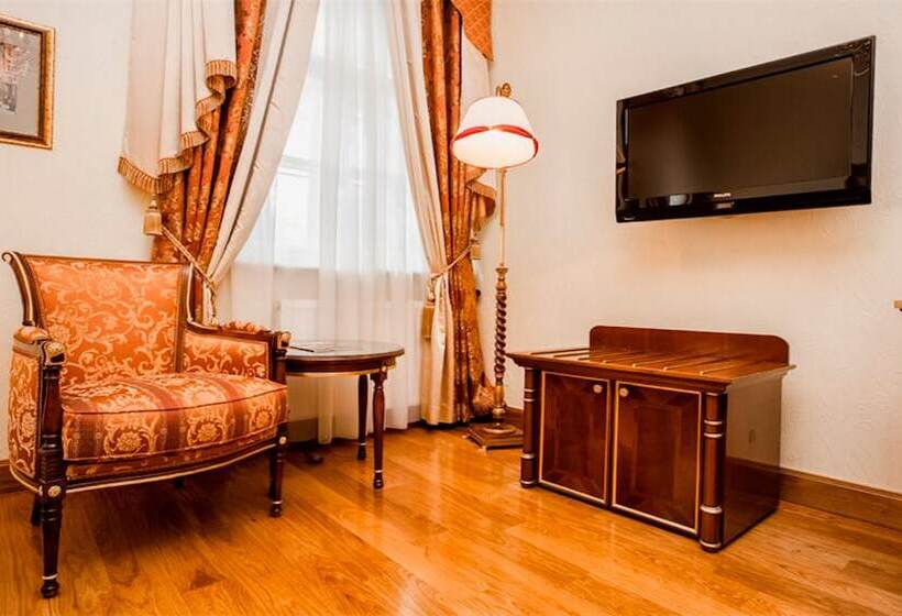 Номер Стандарт, Petroff Palace Boutique