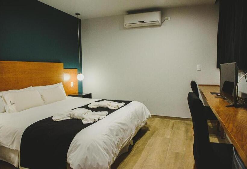 标准间, Plaza Paradiso Petit