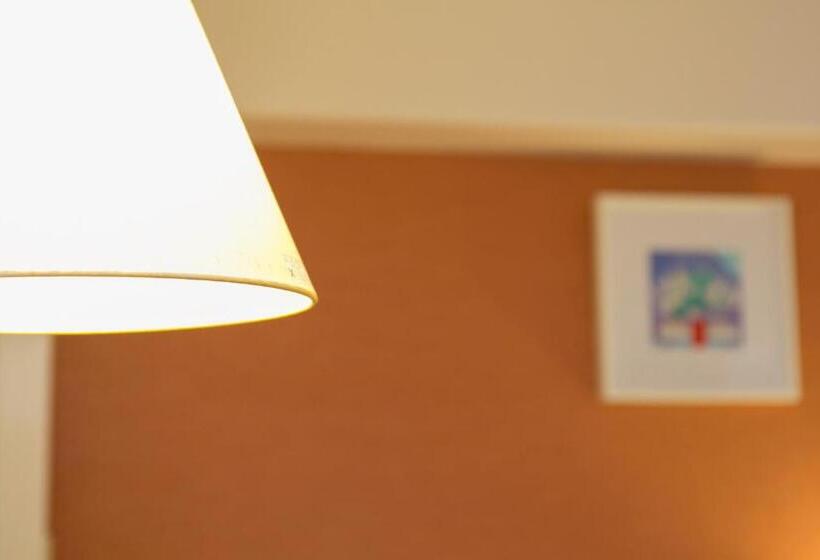 Economy Room, Smile Hotel Shizuoka