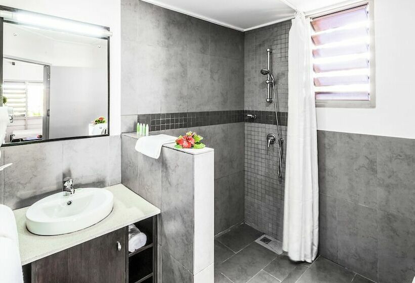 إستوديو قياسى, Tokatoka Resort