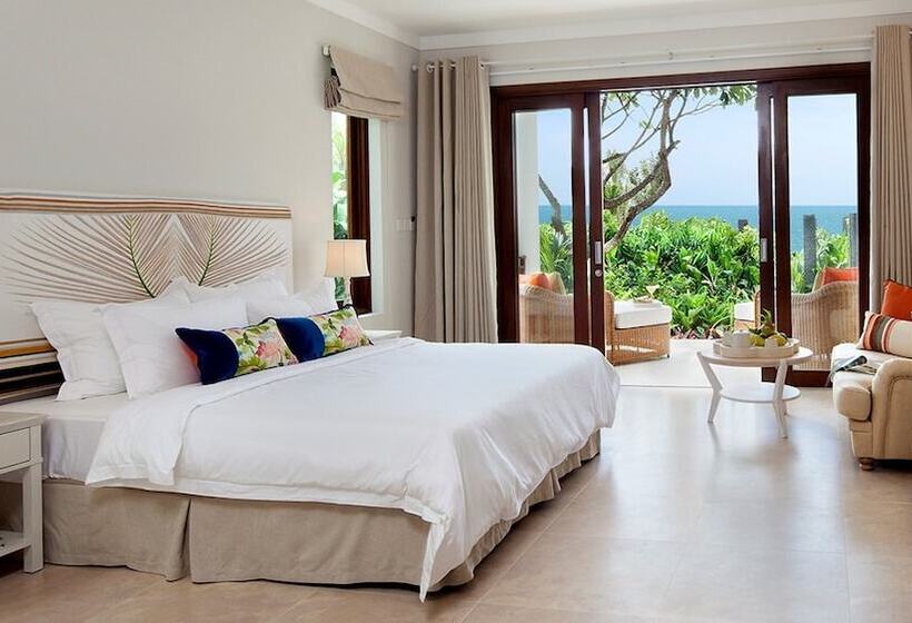 اتاق لوکس با چشمانداز استخر, Villa Aria Boutique Muine