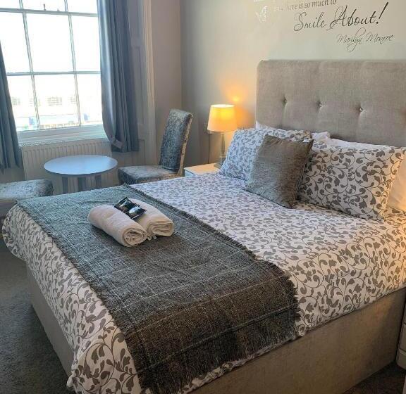 스탠다드 룸 바다 전망, The Jubilee Hotel West  With Spa Facilities