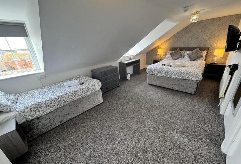 패밀리 룸, The Jubilee Hotel West  With Spa Facilities