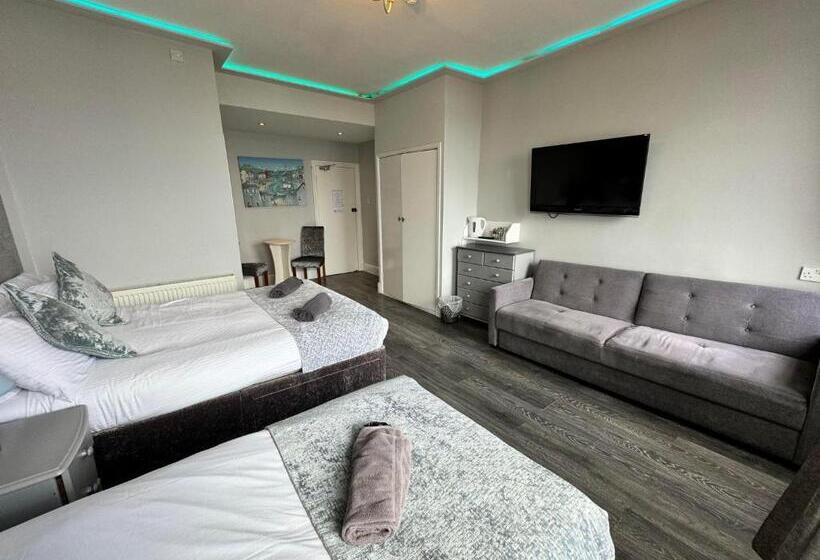 패밀리 룸 바다 전망, The Jubilee Hotel West  With Spa Facilities