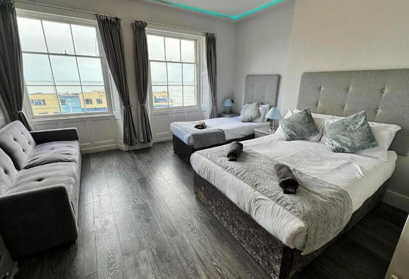 패밀리 룸 바다 전망, The Jubilee Hotel West  With Spa Facilities