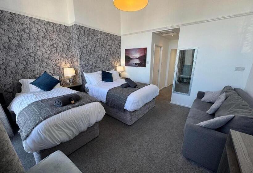 패밀리 룸 바다 전망, The Jubilee Hotel West  With Spa Facilities