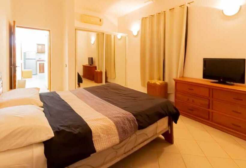 Apartamento 1 Dormitório, Villa Capri