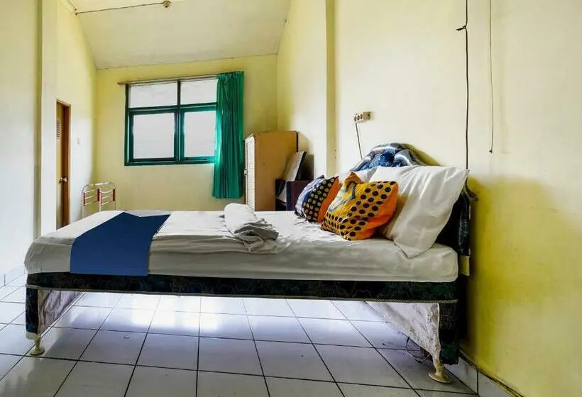 Quarto Economy, Spot On 91064 Wisma Lec Syariah