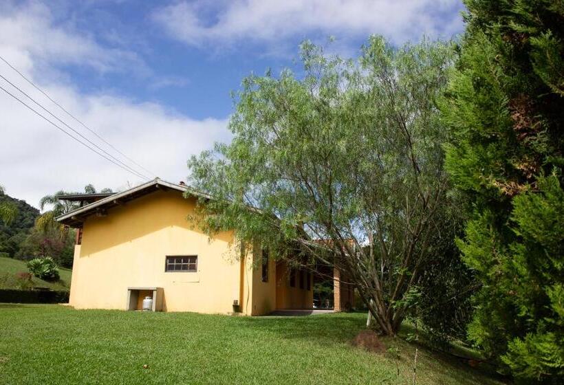 Quarto Triplo Estandar, Pousada Vitória