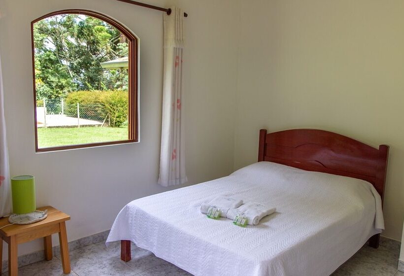 Quarto Estandar, Pousada Vitória