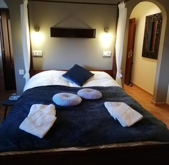 غرفة قياسية مطلّة علي الحديقة, B&b Casa Claví