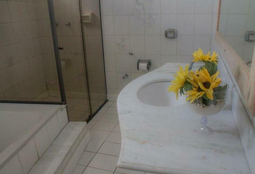 חדר סטנדרטי לשלושה עם נוף, Pousada Flor De Lis