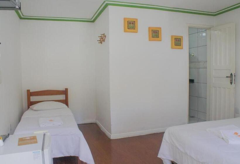 חדר קלאסי לארבעה, Pousada Flor De Lis