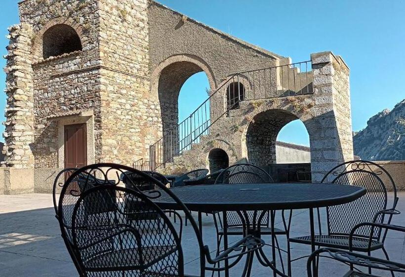 家庭间, Antica Dimora Palazzo Rovitti