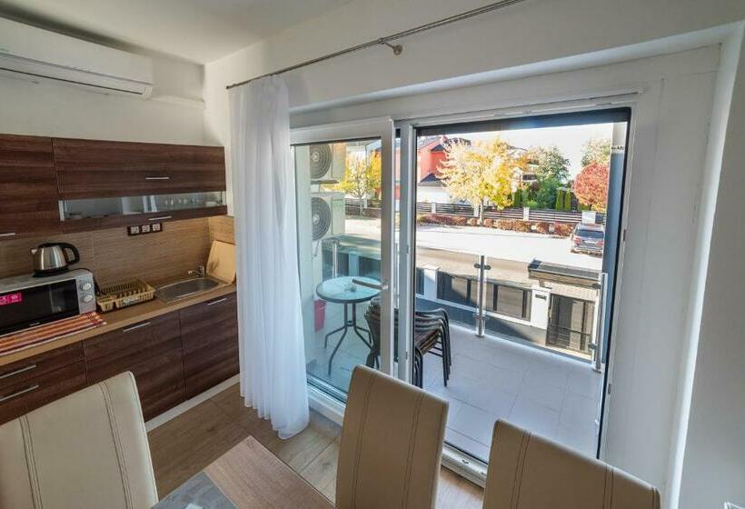 패밀리 룸, Golden Beach Apartments Siófok