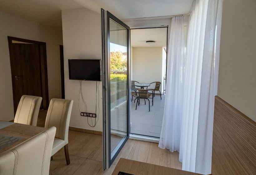 패밀리 룸, Golden Beach Apartments Siófok