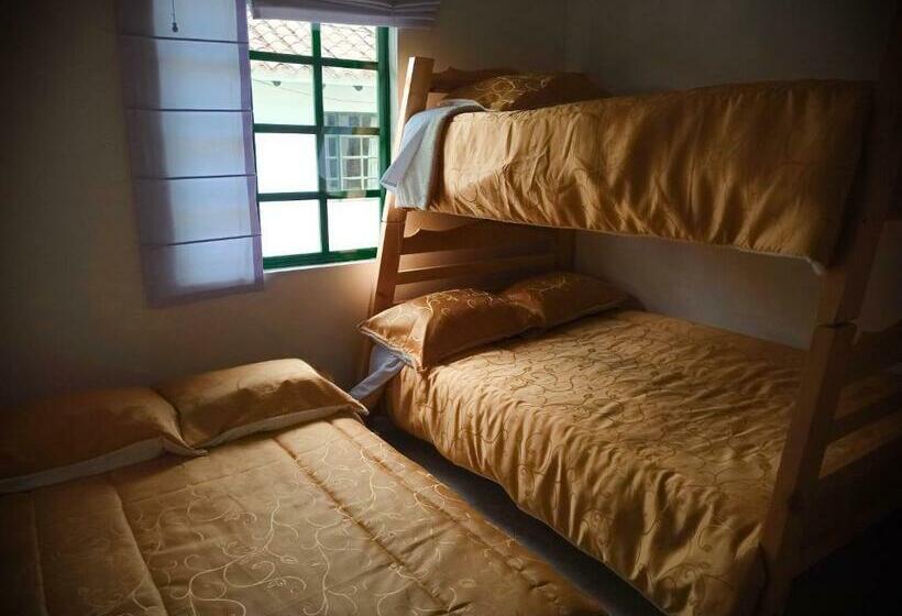 تختخواب در اتاق مشترک, H Ostello La Meridiana