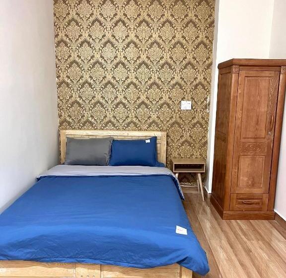 اتاق خانوادگی, Nấm Home