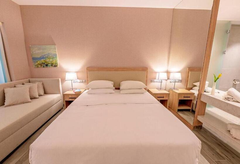 اتاق لوکس, Poseidon Beach Resort   A New 5 Star Luxury Hotel   Hb Plus Spa & Wellness
