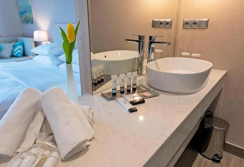 חדר דלוקס, Poseidon Beach Resort A New 5 Star Luxury Hotel Hb Plus Spa & Wellness