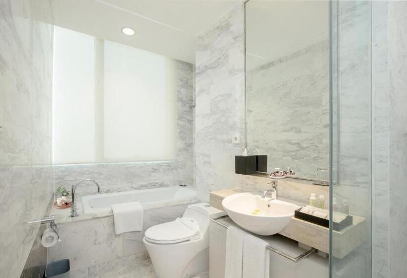 Апартаменты Deluxe 3 Спальни, Fraser Residence Sudirman, Jakarta