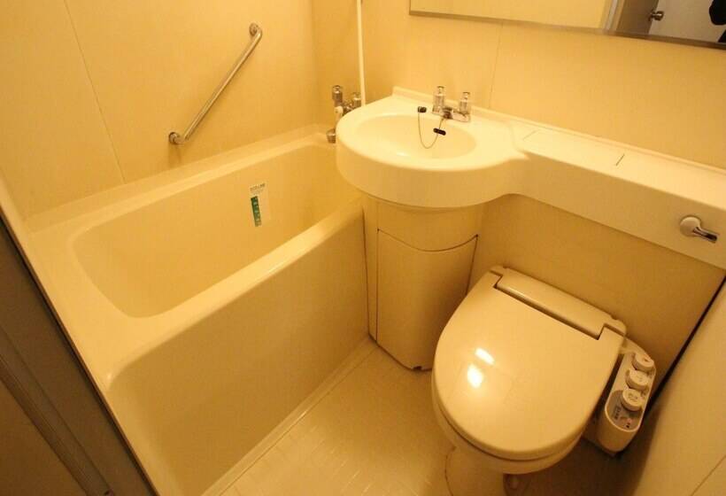 חדר סטנדרט יחיד, Apa Hotel Komatsu Grand