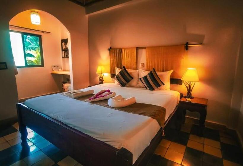 بنجلو قياسى, Au Cabaret Vert