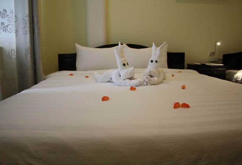 اتاق لوکس, Jade