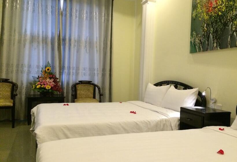 اتاق خانوادگی, Jade