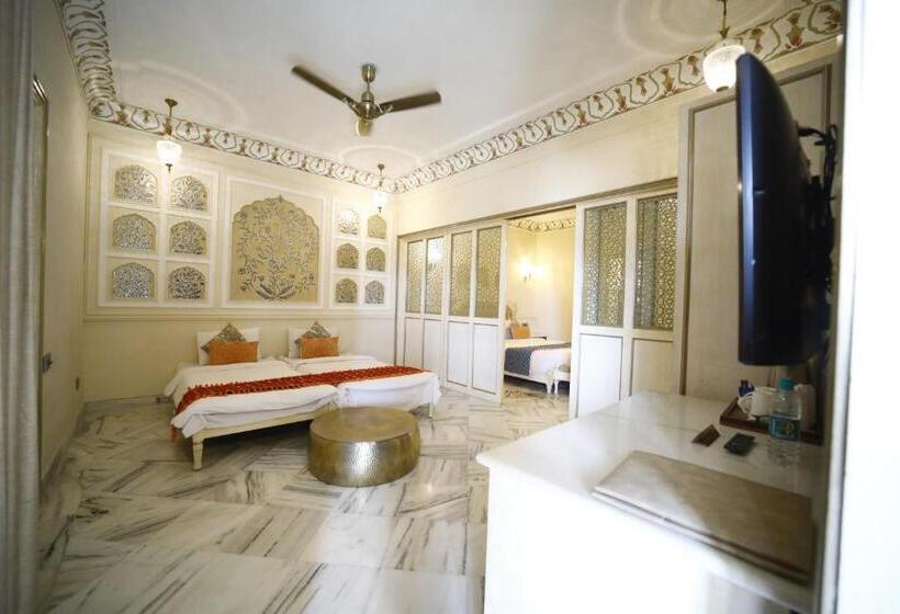 سوییت خانوادگی, Laxmi Palace Heritage Boutique