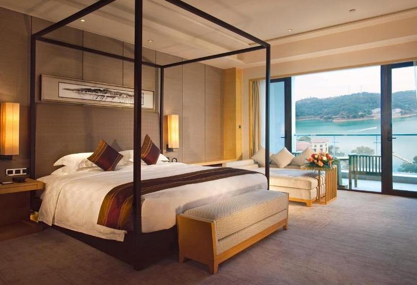 חדר דלוקס נוף לגינה, Mels Weldon Evergreen Lake Hotel Heyuan